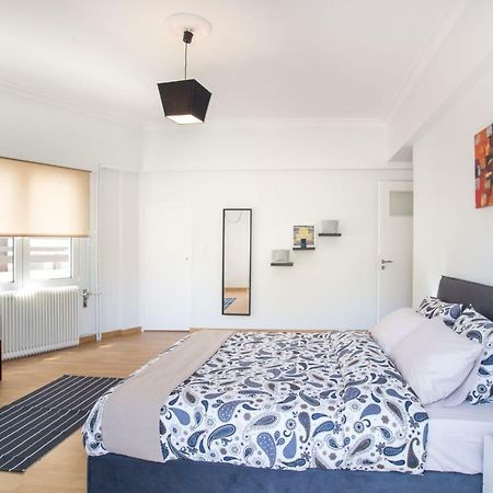 Апартаменты Ideally Located Flat ★ Close To Everything Афины Экстерьер фото